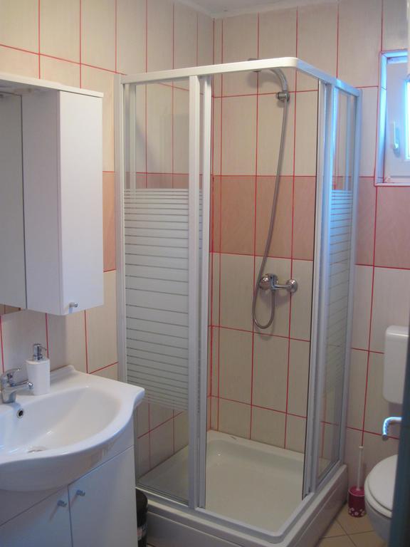 Apartments Rosa Preko Extérieur photo